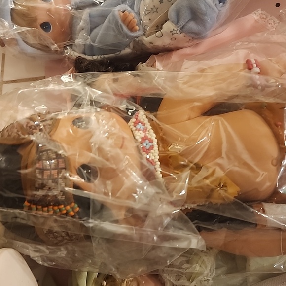A precious collection of dolls - Picture 4 of 13